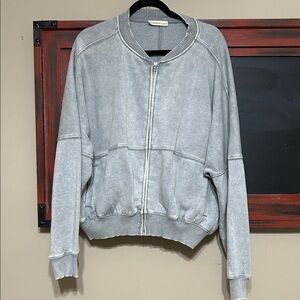 Zenana Outfitters Light Gray zip-up jacket
